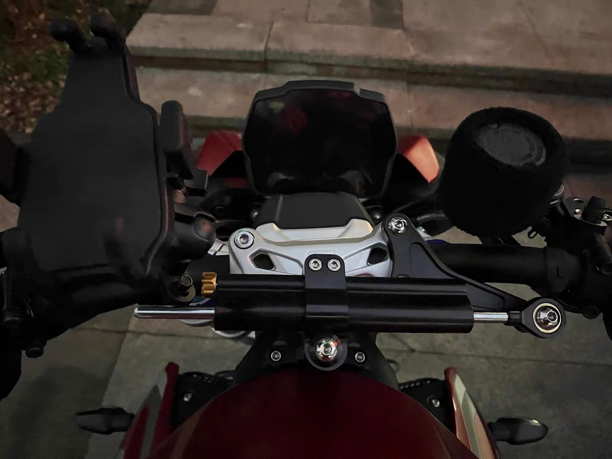 ขายึดกันสะบัดแฮนด์มอเตอร์ไซค์  - Motorcycle Gear Airbag บทวิจารณ์และราคา